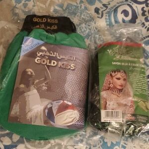 Gold Kiss Exfoliating Glove and Soap Set Anyone Can Use This Product.